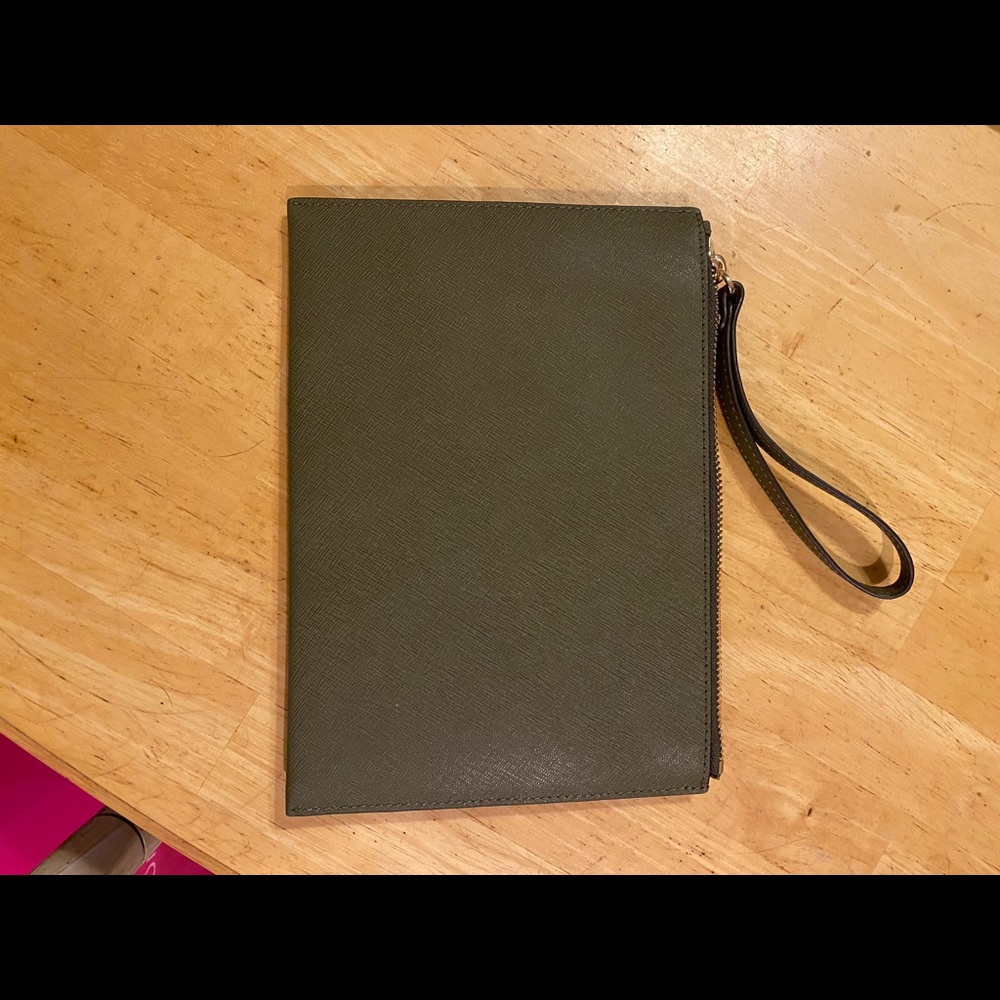 Authentic Michael Kors Large Wristlet